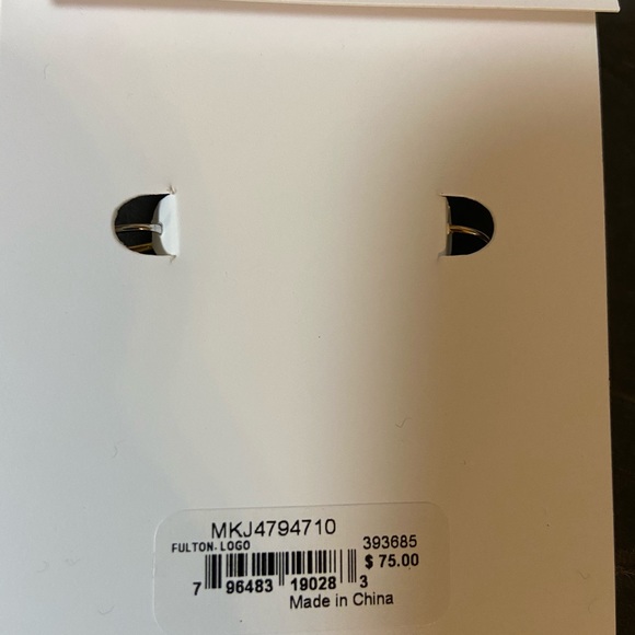 Michael Kors logo earrings - Picture 3 of 13